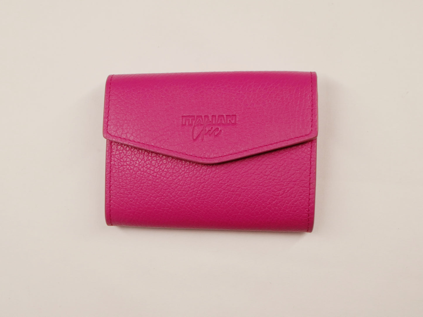 Small woman leather wallet